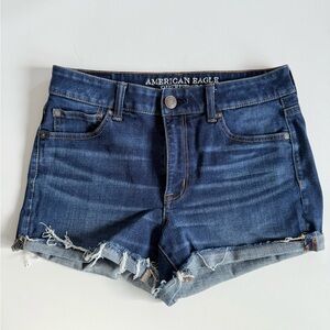 American Eagle Hi-Rise Shortie 360 Super Stretch Denim Shorts Frayed size 6